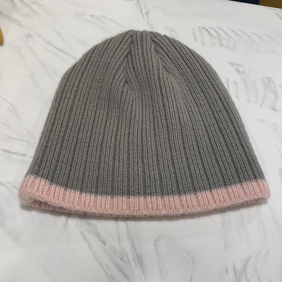 Women’s Boston Red Sox hat BASEBALL SEASON IS HERE! - Picture 2 of 5